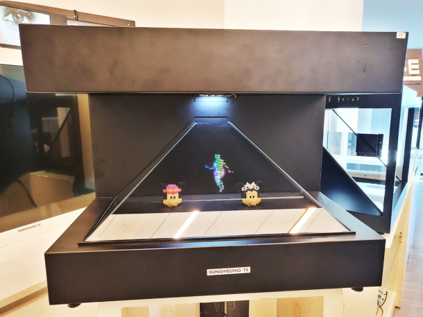 [Sale][32-inch 3-sided hologram - transparent LCD]