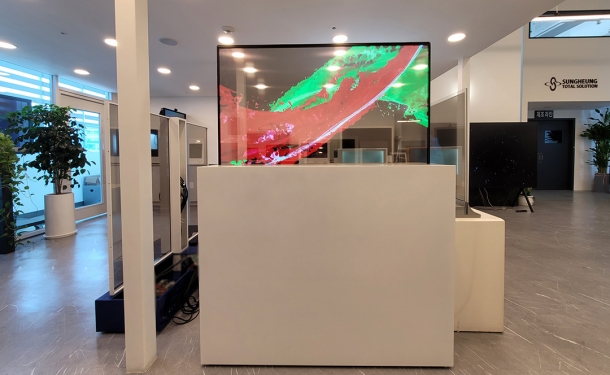 55인치 투명OLED 전동형