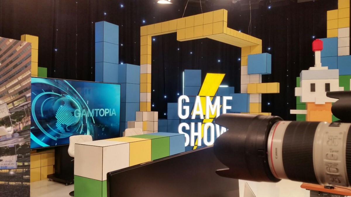 [2019.04] Production and delivery of 98-inch UHD monitors for SBS Game Show