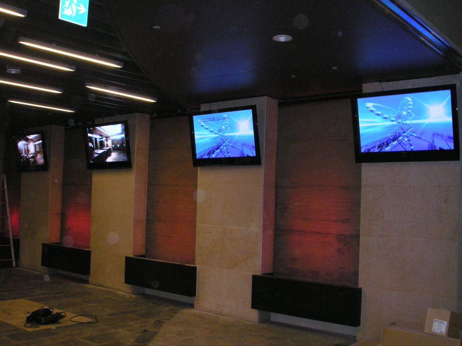 Samsung 50-inch PDP installation - Sadang Station