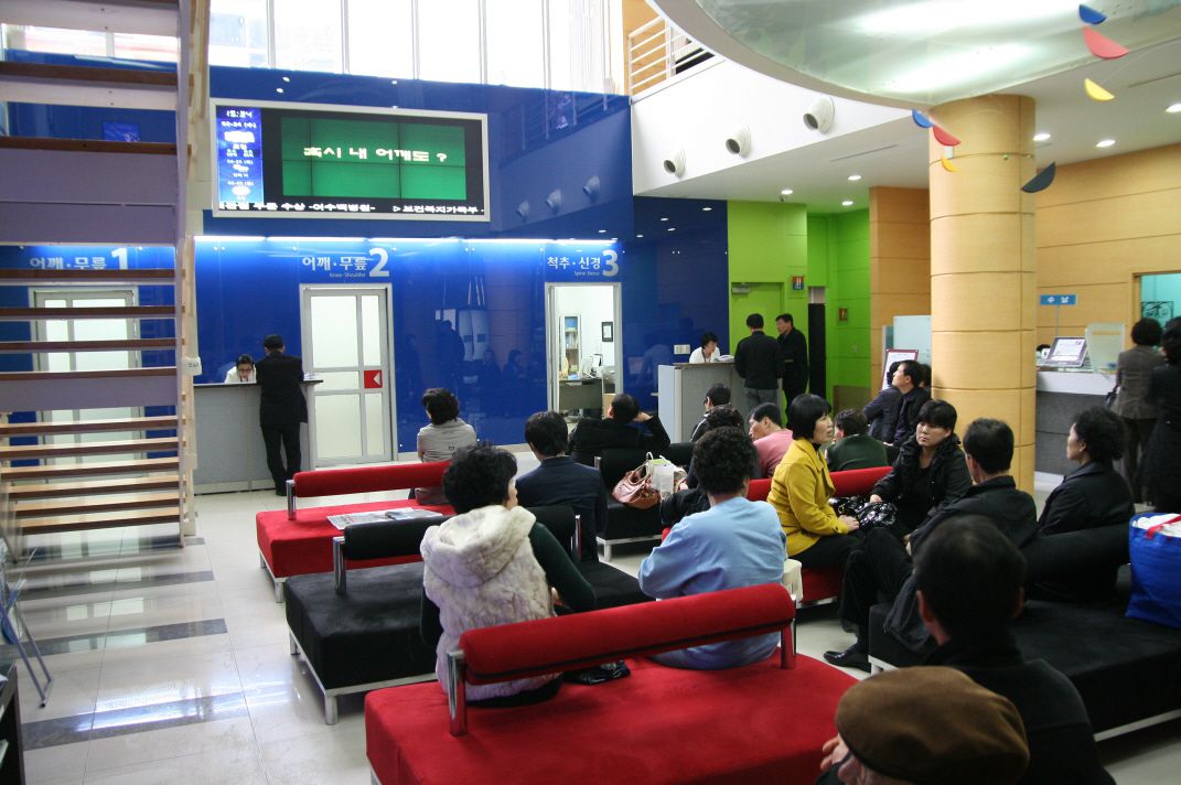[2019.04] Multi LCD Installation (LH-460UT) - Yeosu Paik Hospital Lobby