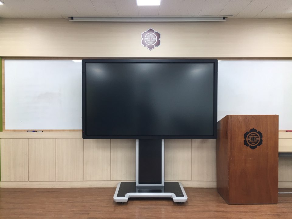 [2019.04] Changdeok Girls' Middle School Lecture Room 84-inch Touch Electronic B...